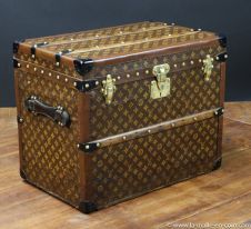 R2299  Malle  chassures monogram  Vuitton  3-4 2